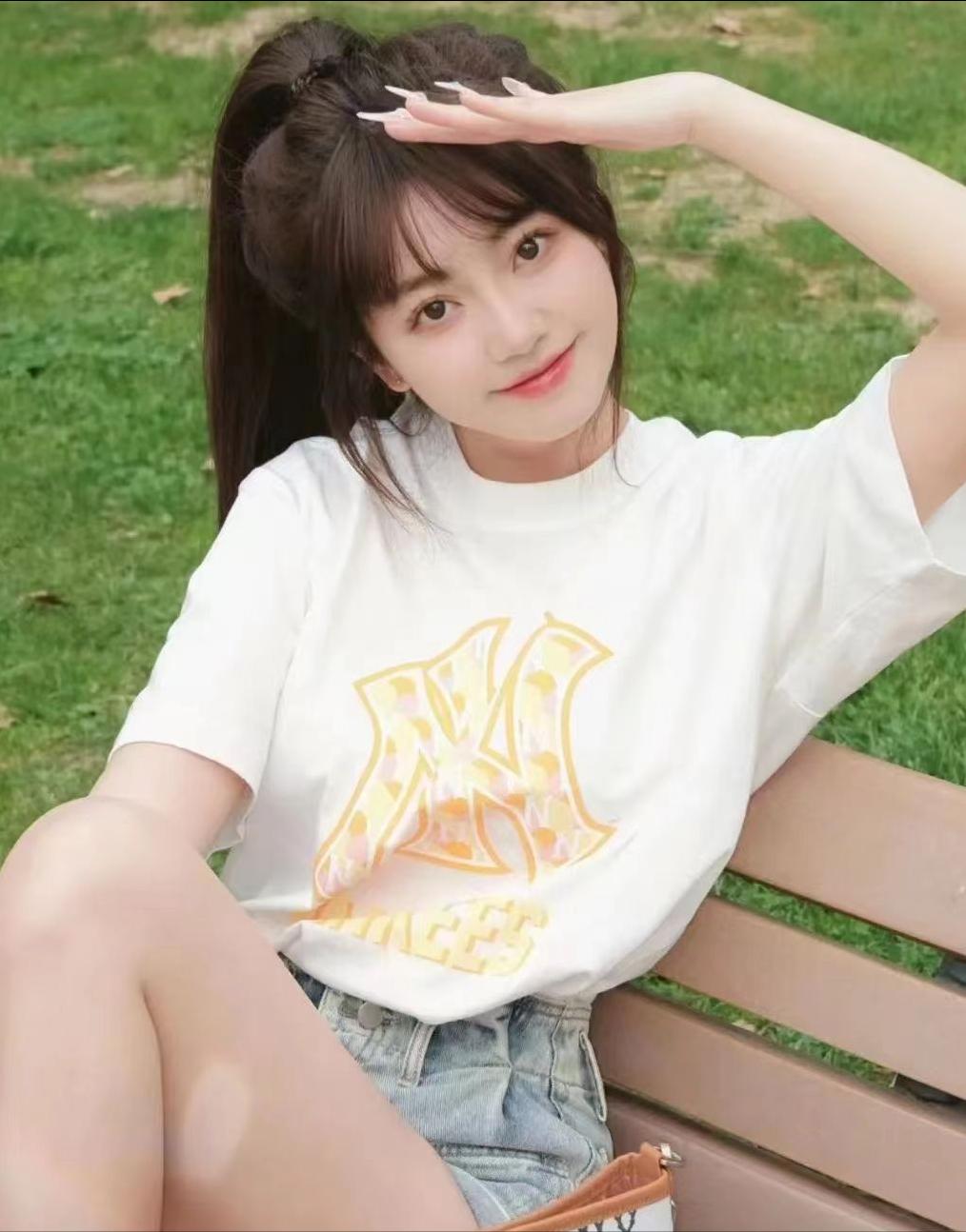 公公指着我的鼻子让我滚。我干女儿才配得上我儿子,你算什么东西