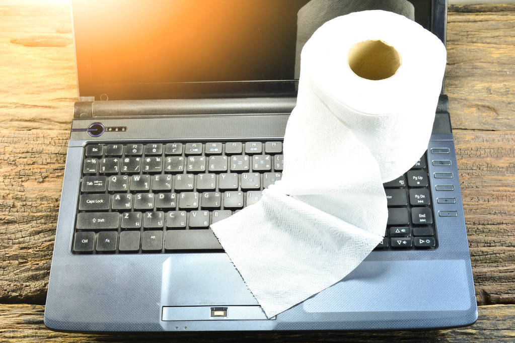 电视机显示器怎么清洁,电视与电脑屏幕怎么清洗