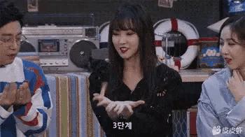 每日一笑：这个测试能说明什么？就这样怼十个手机都得破吧？