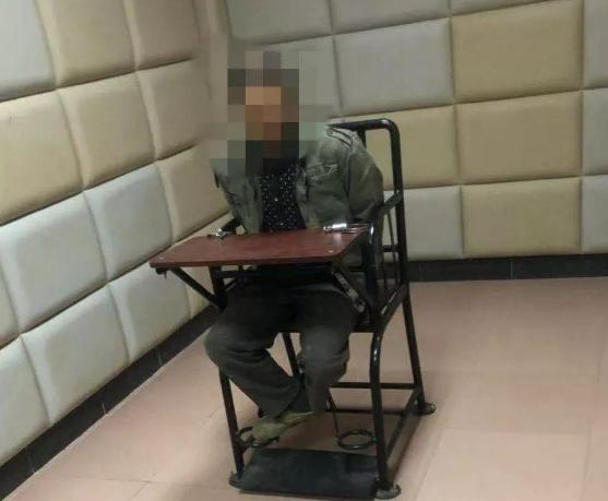 玩具枪被认定为枪支获刑14年 (网络买卖枪支案判刑)