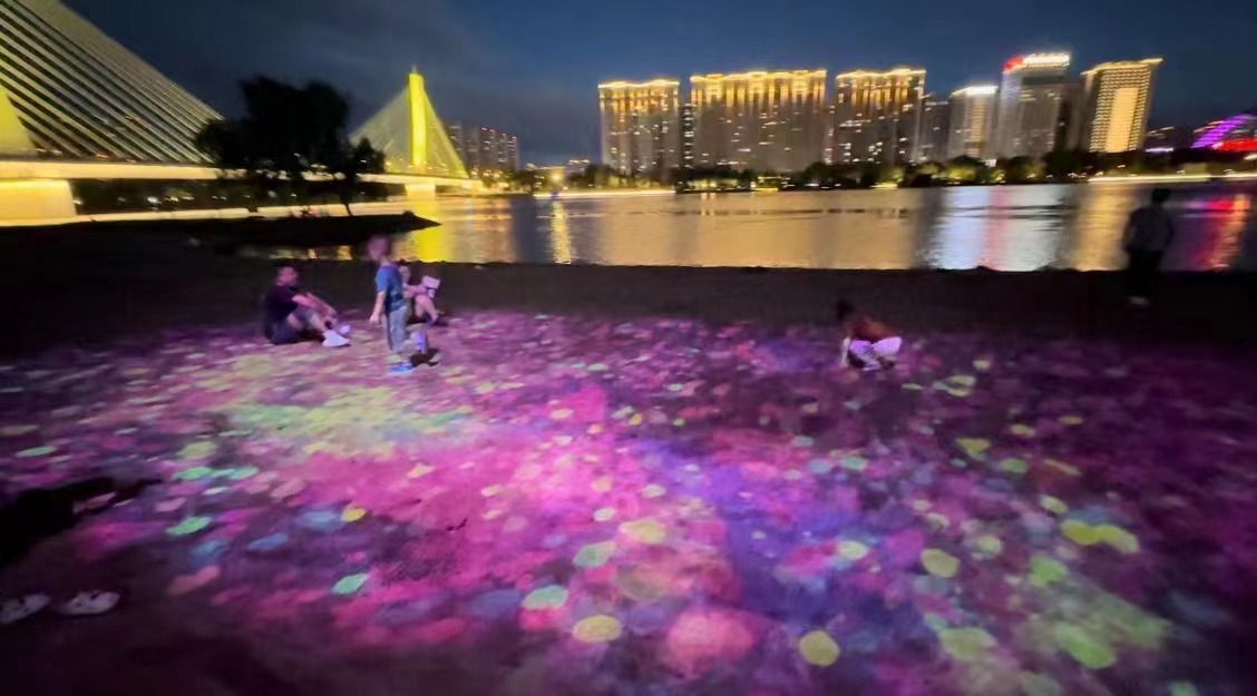 沈阳五里河公园像体育场,处处都有好玩的地方