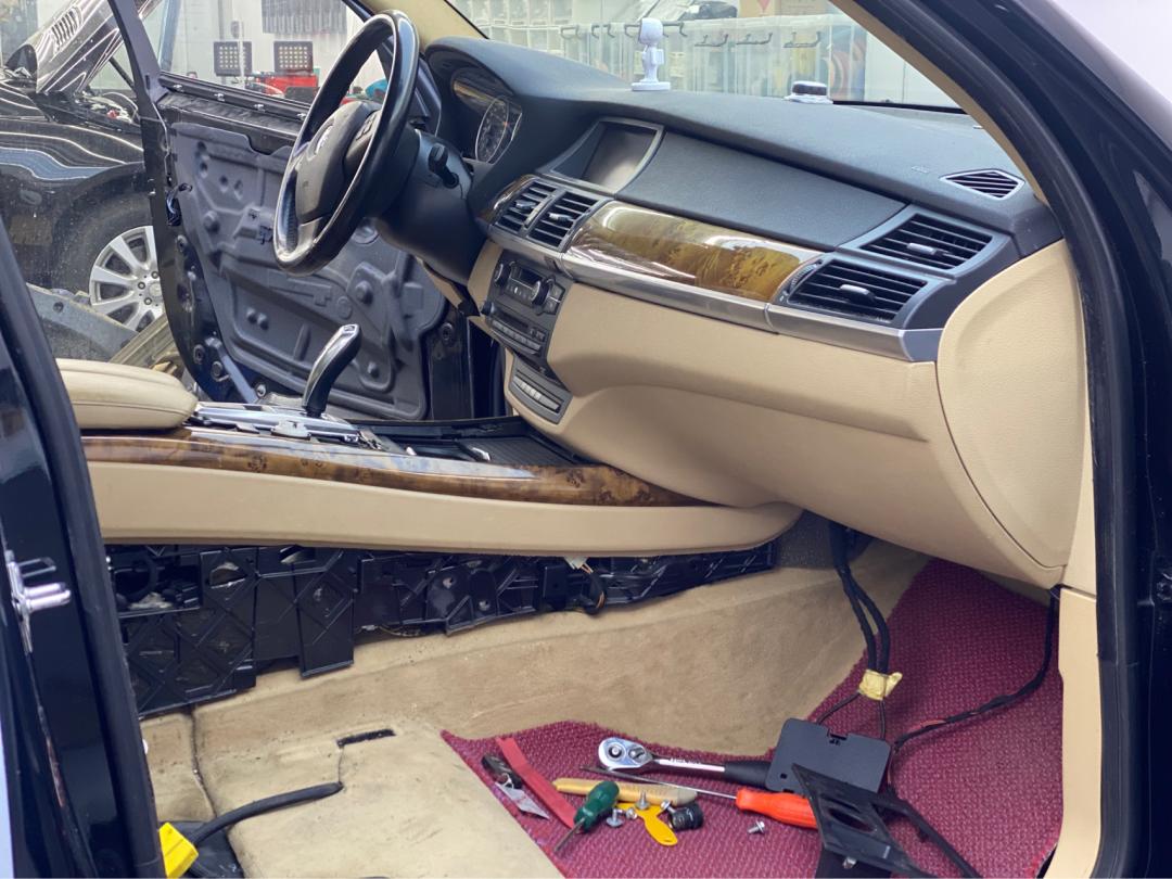 翻新整备一台老x5,翻新08年x5