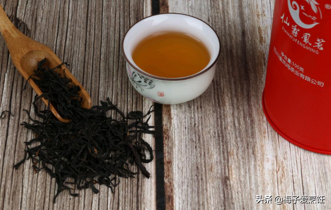 炎炎夏日记得喝这些茶消消暑,炎热的夏天喝什么茶来解暑