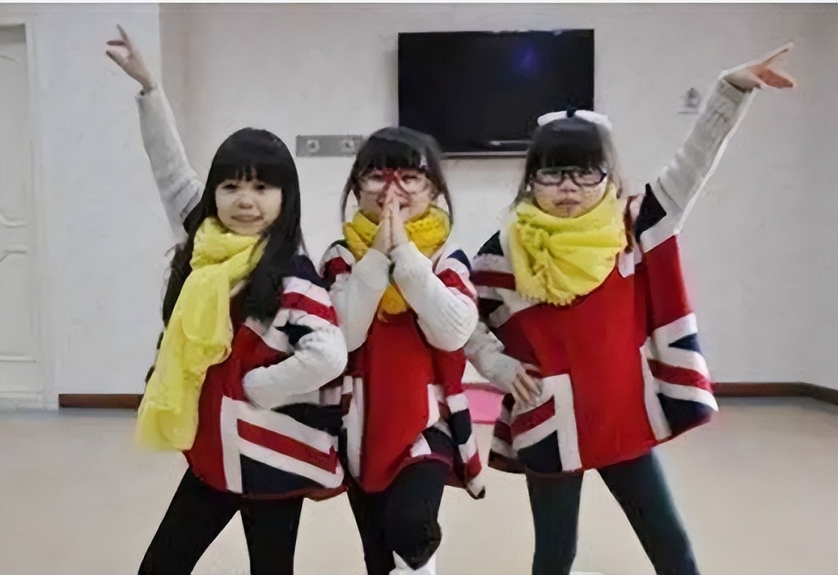 身高不足一米的女孩嫁给男孩,身高不到1米的女孩2016