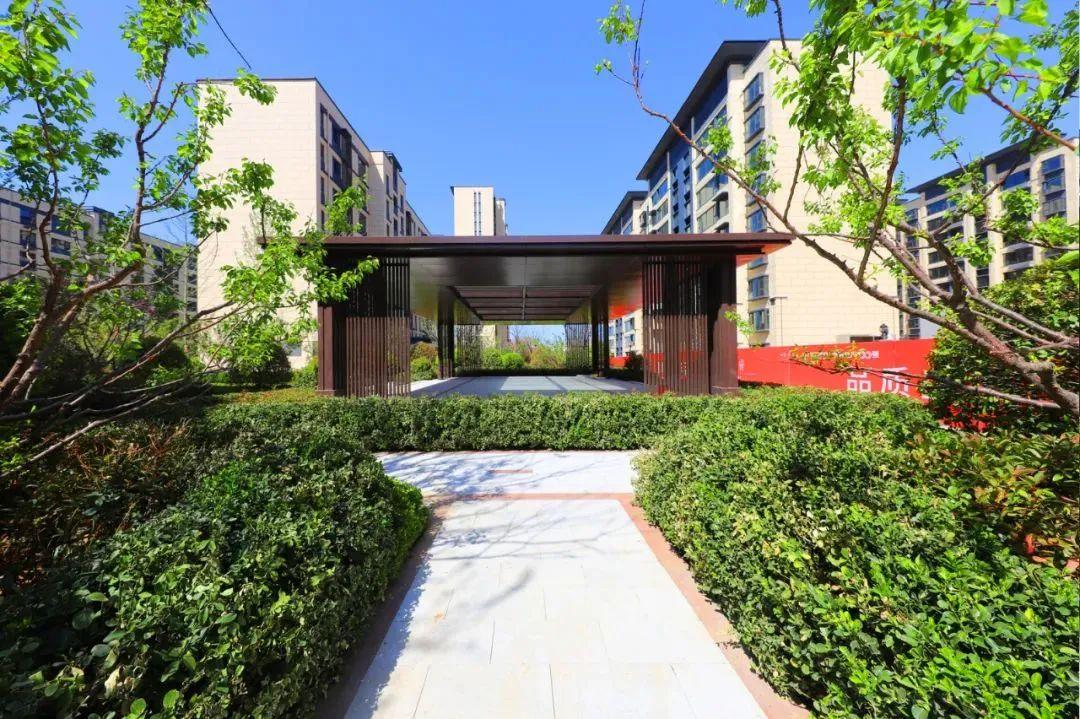 肩负新时代使命砥砺奋进新征程,恒信地产做时代的拼搏者