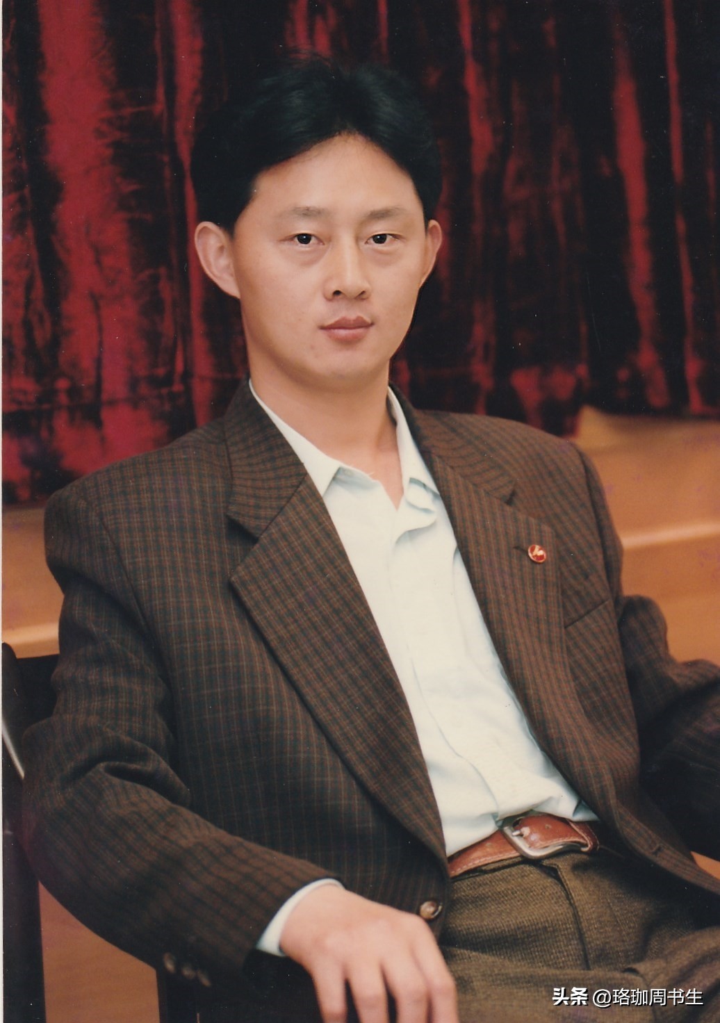 晚上睡觉出汗什么原因男性还做梦,晚上睡觉老是做梦吃什么可以调节