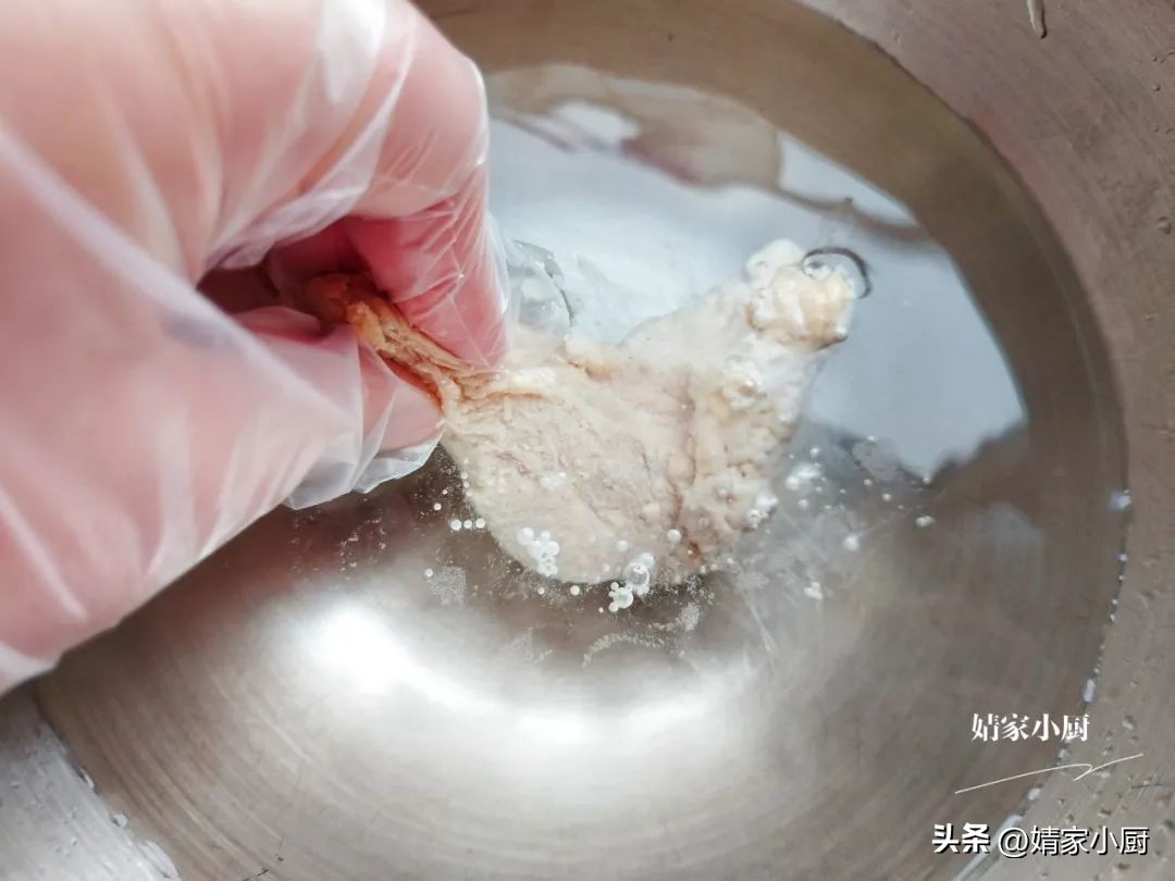 原来KFC的炸鸡是这么做的，多加2步就能做出来，从此实现炸鸡自由