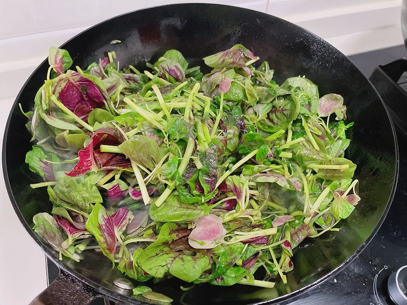 肝脏不好吃什么水果和蔬菜养肝,肝病患者春季就吃七种蔬菜养肝