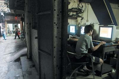 这几年网吧倒闭了多少家,网吧经营现状最近10年