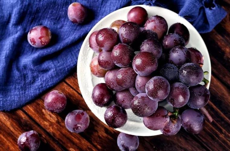 胆固醇血脂高有哪些食物不能吃,什么食物降血脂和胆固醇还护肝