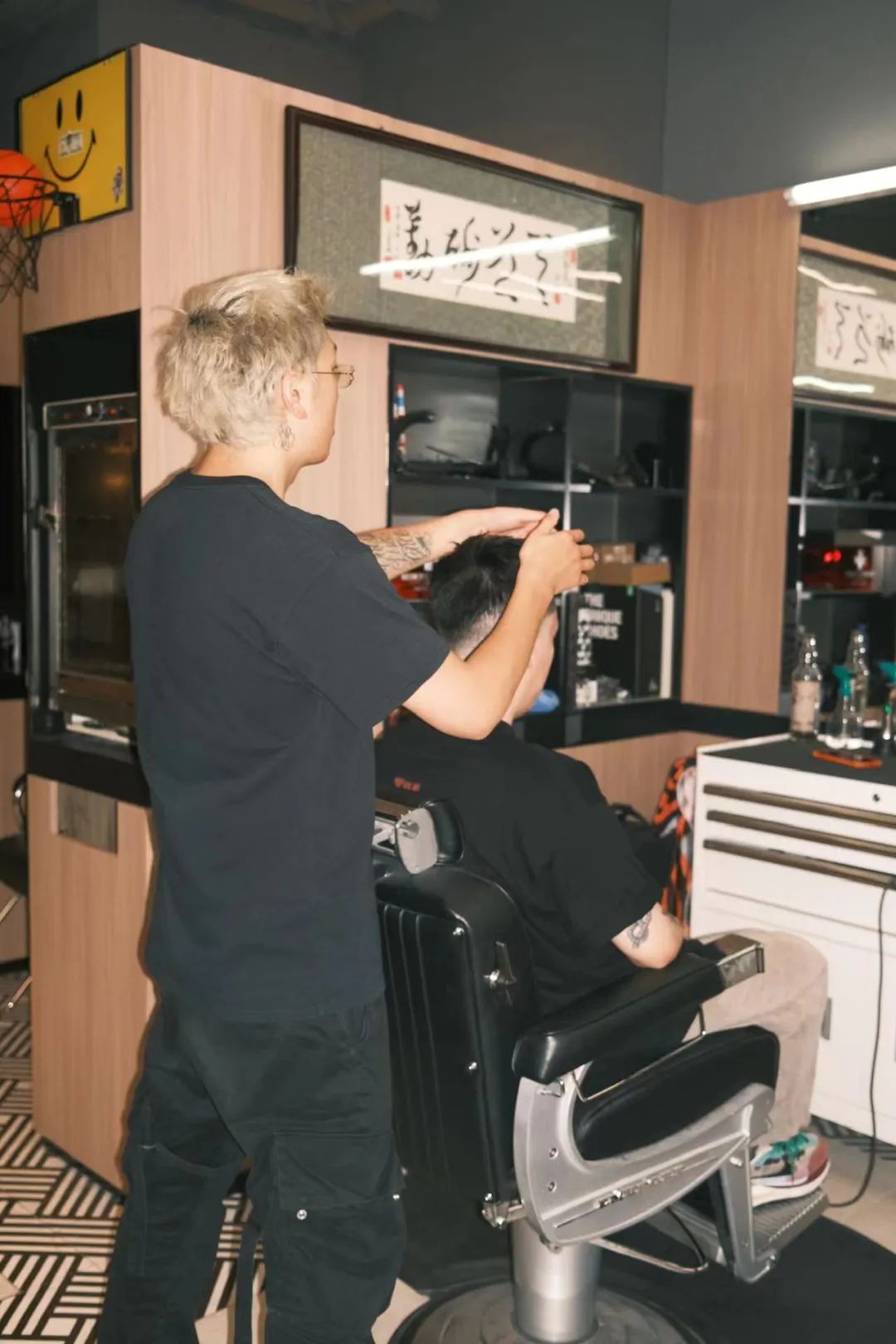 疫情后的新蓝领：月入10万，95后成主力军