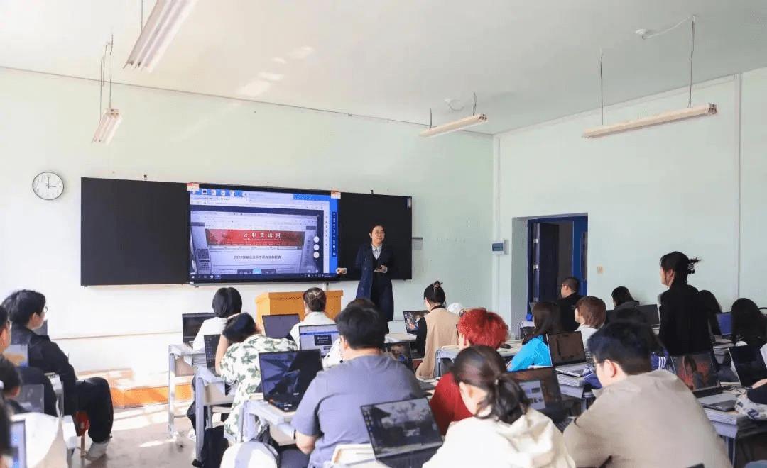 哈尔滨华德学院全国排名,哈尔滨华德学院王牌专业