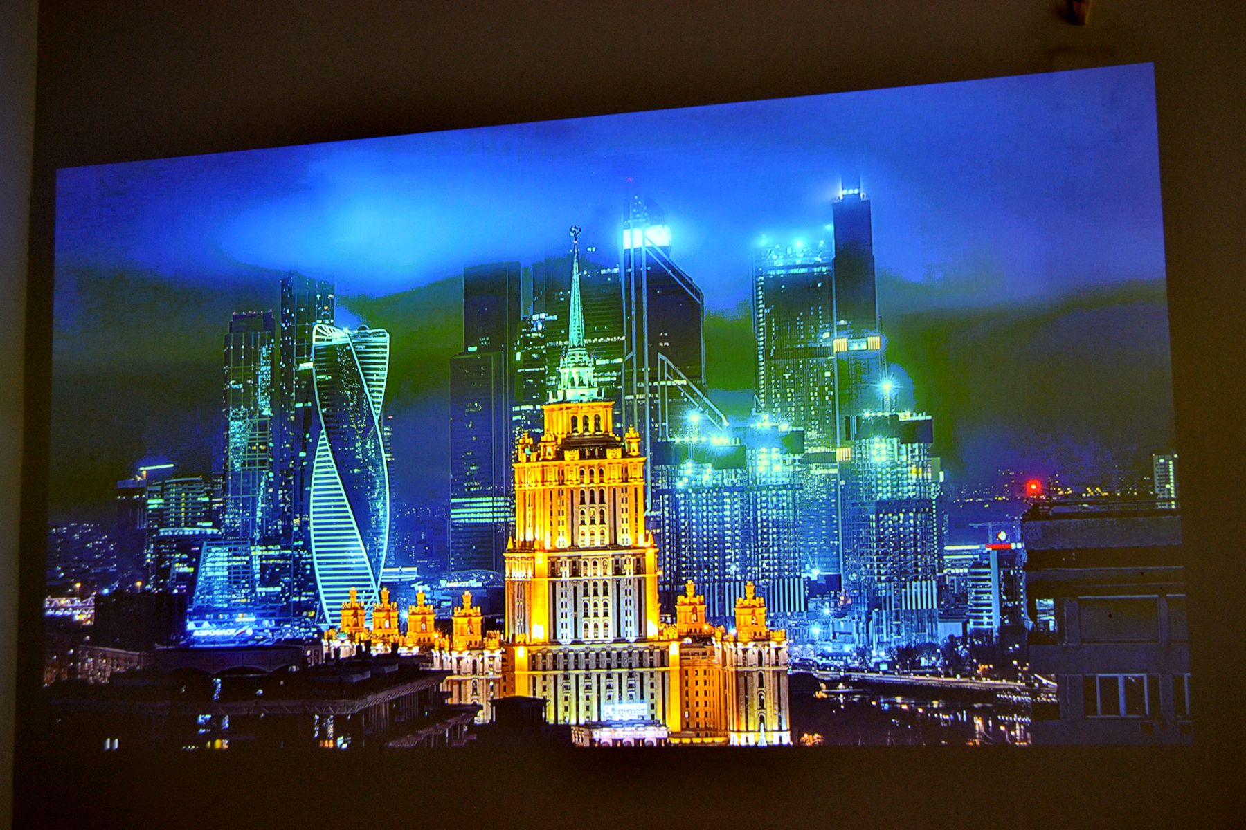 当贝x5投影500寸效果,当贝x5ultra4k投影仪测评