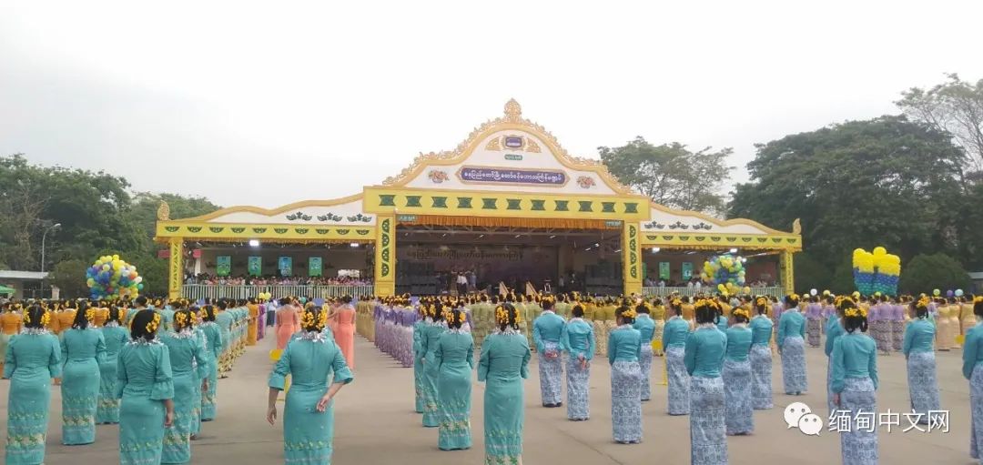 19年缅甸泼水节萨瓦迪卡狂欢视频,2018缅甸泼水节完整视频