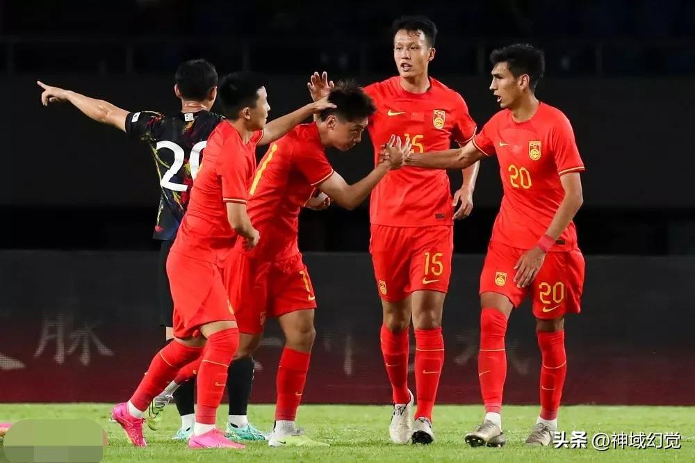 中国男足的惨败史,中国足球1-5不敌泰国球迷反应