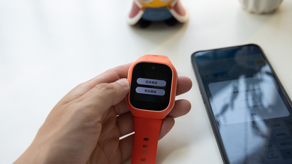 支持微信qq的儿童电话手表,米兔6c儿童电话手表有游戏吗