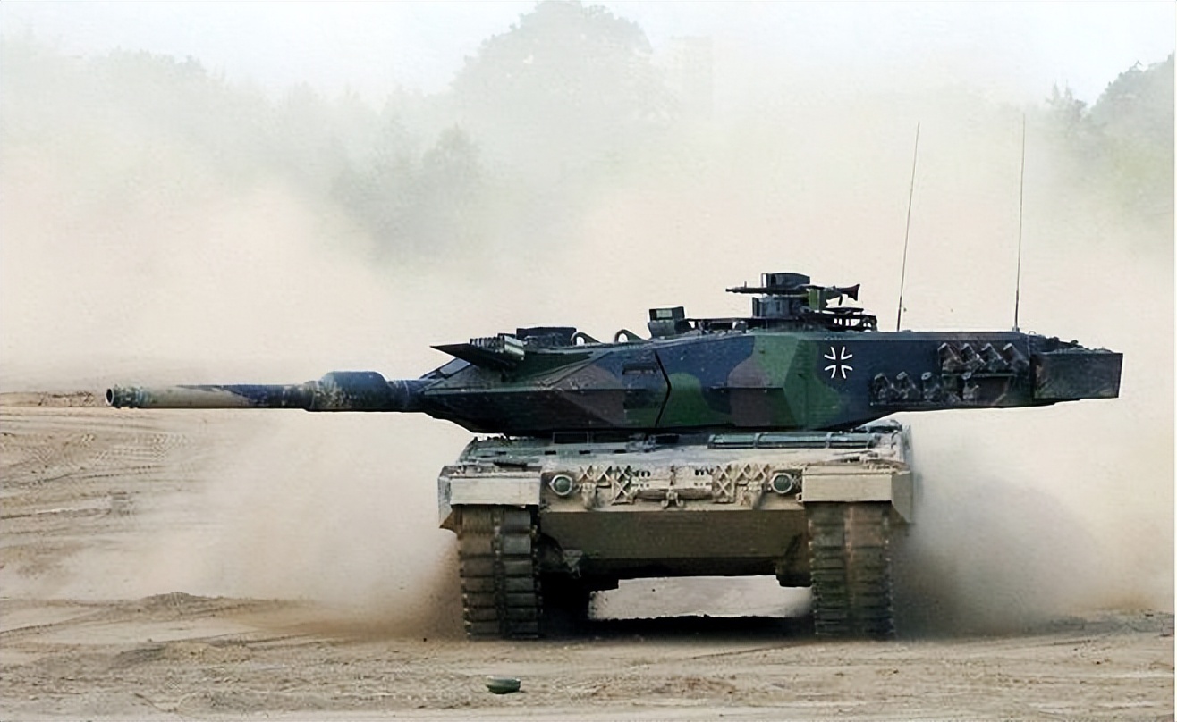 俄军击毁德国援乌坦克,俄军打爆乌克兰坦克击毙五人