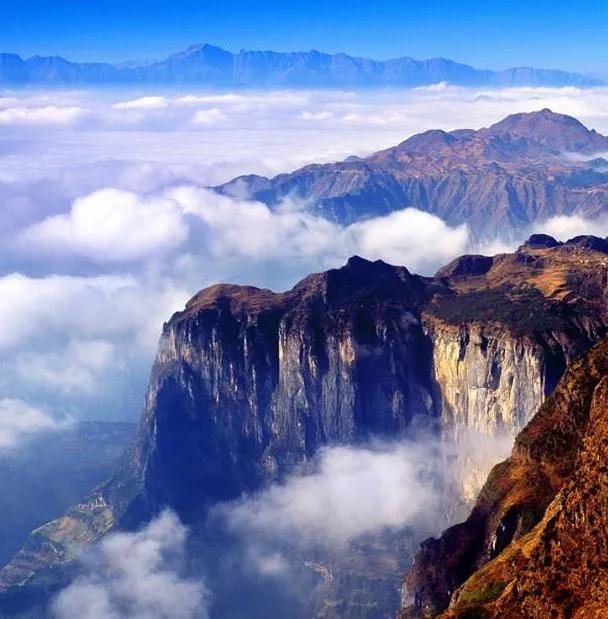 目前云南昭通有多少作家,昭通十大作家