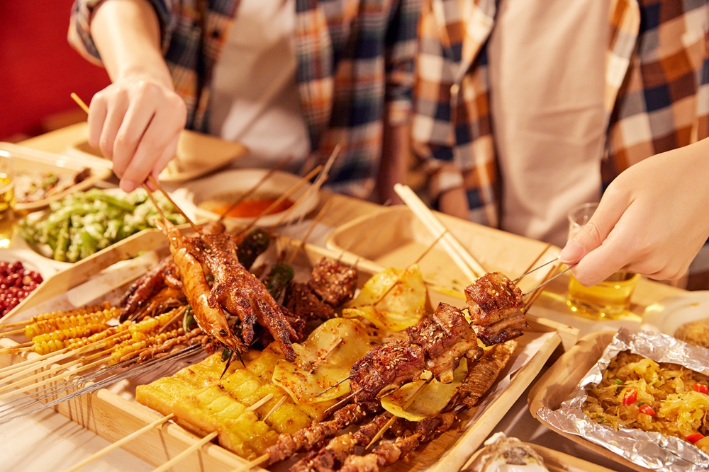 吃过油腻食物后吃什么能快速去脂,过年吃得太油腻适合喝什么茶