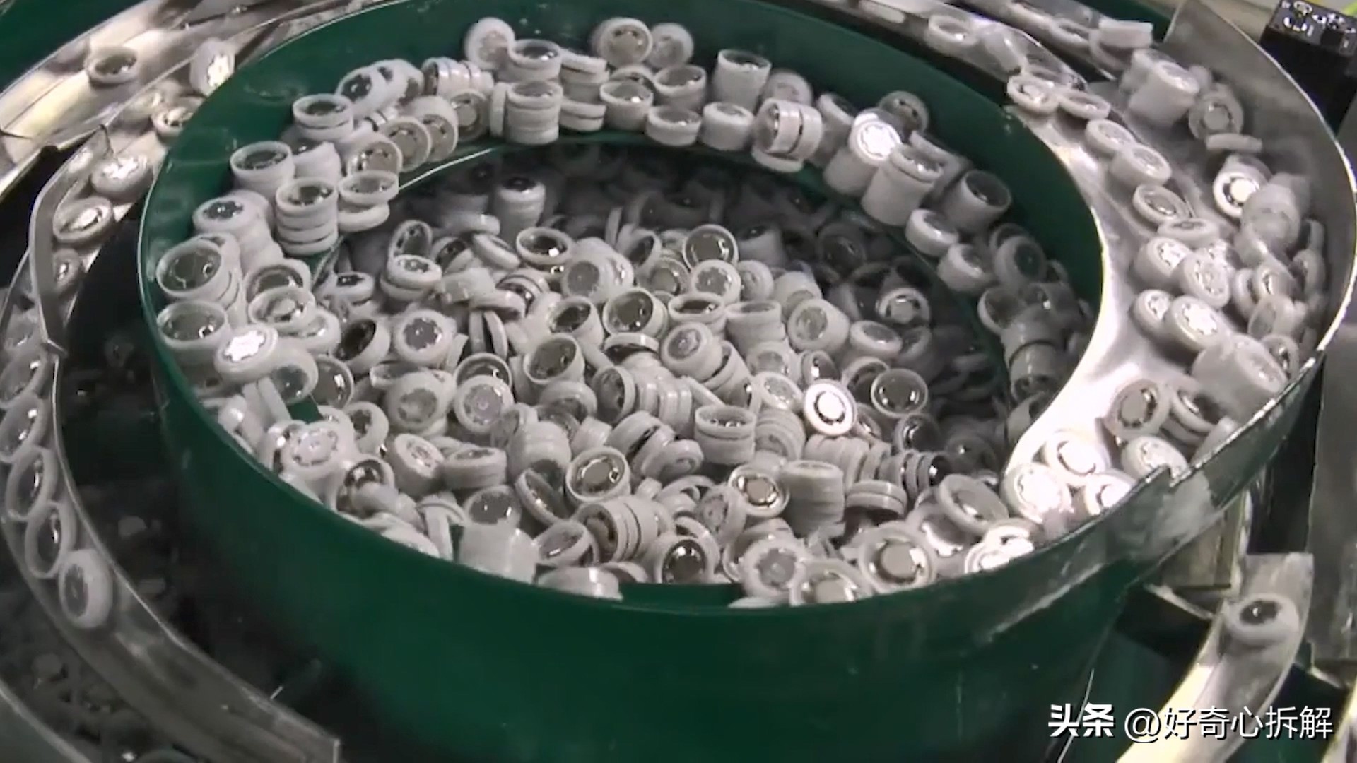 18650拆机的电池和高仿的哪个好些,二手拆机18650锂电芯如何看出好坏