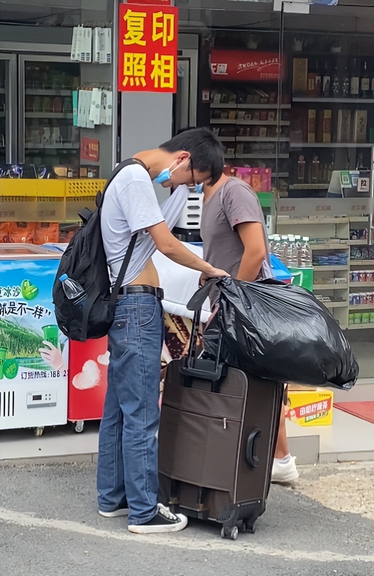 厂妹现场,厂妹生存