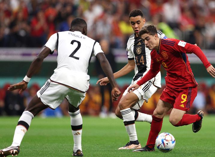 德国足球失空门,德国足球被逼到绝境