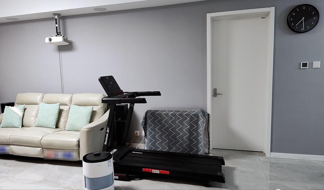 大体重跑步机需要穿护膝吗,跑步机入门使用