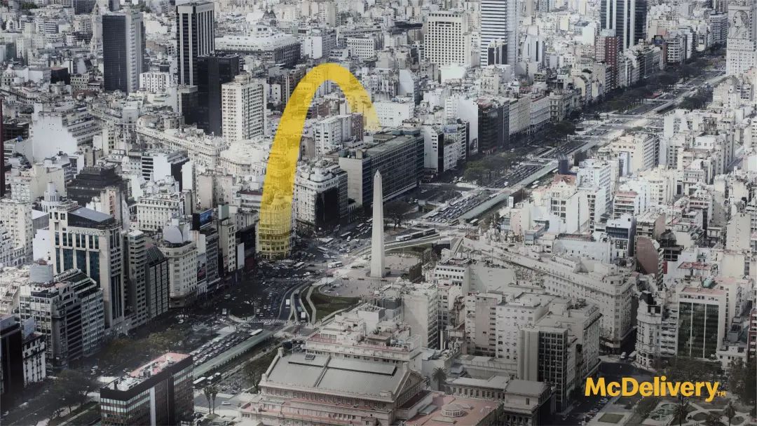 麦当劳新品汉堡海报,麦当劳最新夏日海报分析