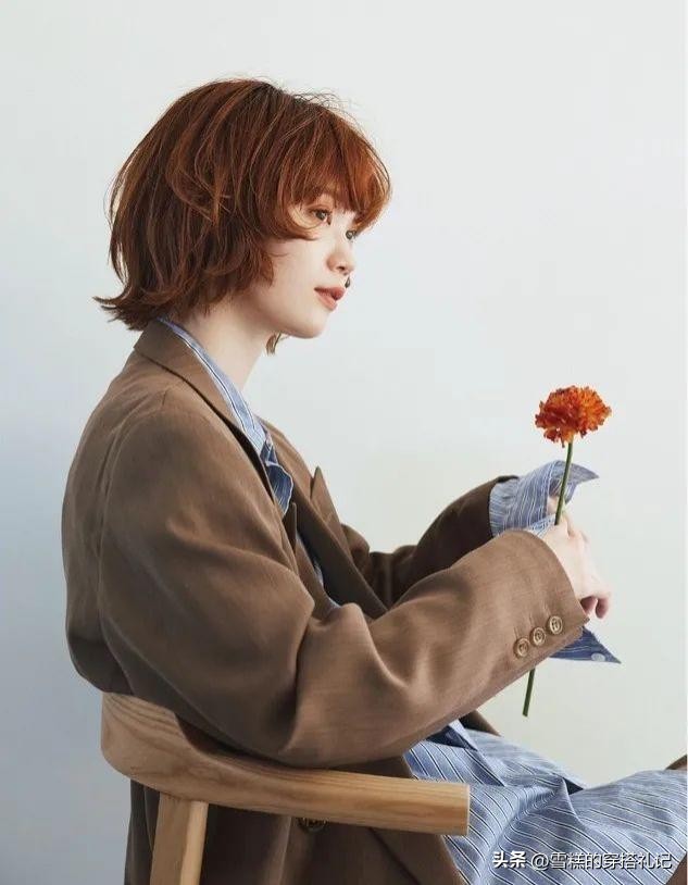 脸大女生烫短发,脸大女生烫头