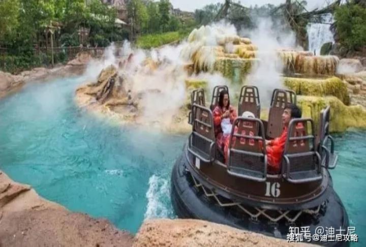 夏天少晒太阳，2023上海迪士尼详细攻略带娃、情侣、家庭出游必看