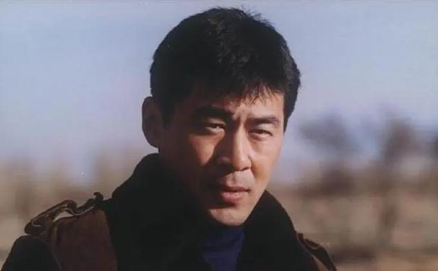 吴越不结婚是因为陈建斌吗,不结婚不生子40岁实现经济自由