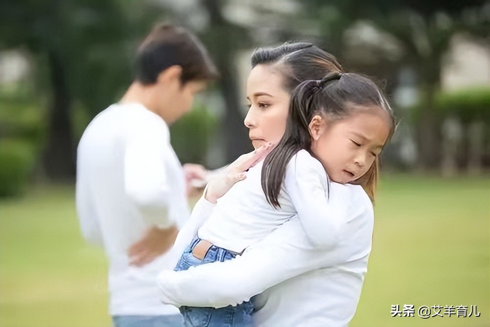 孩子爱发脾气作为父母怎么引导,孩子爱发脾气正确教孩子管理情绪