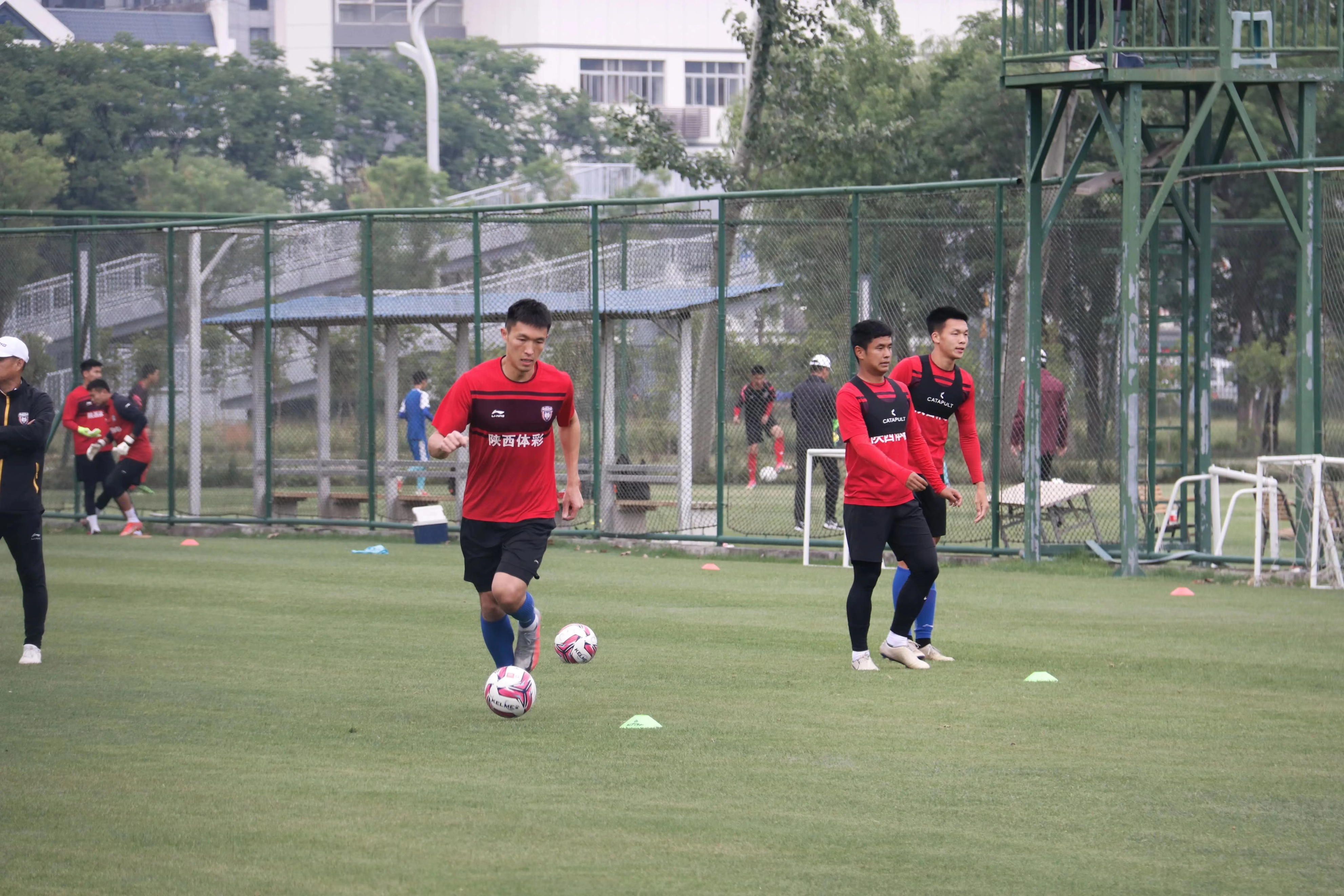 「内附音频」陕西长安竞技队球员王琦、和鑫接受《体坛新视野》节目专访，畅谈球队最新动态和个人训练备战