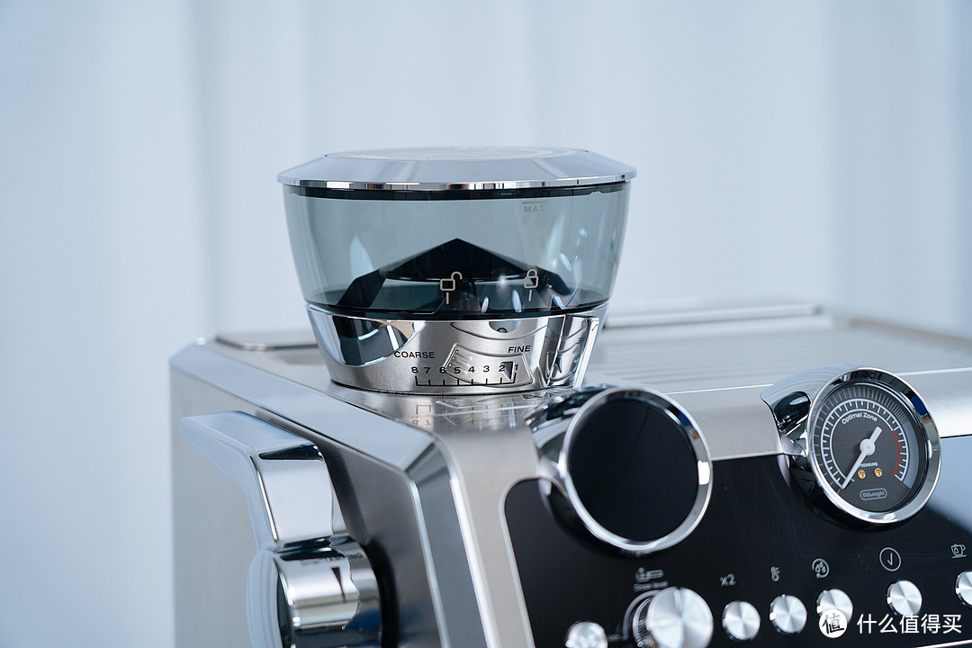 德龙咖啡机ec9355与ec9665对比,德龙银骑士咖啡机9665出粉量