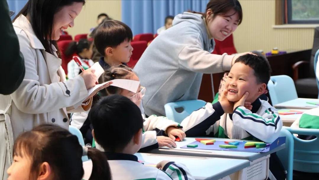 50涓叮鍛虫父鎴忕帺杞暟瀛︿笁骞寸骇,瓒ｅ懗鏁板娓告垙绔炶禌涓婚
