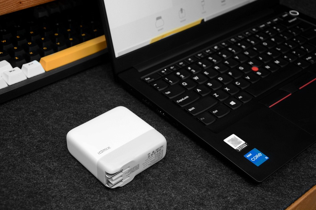 65w三口氮化镓充电器推荐,30w氮化镓苹果充电器推荐