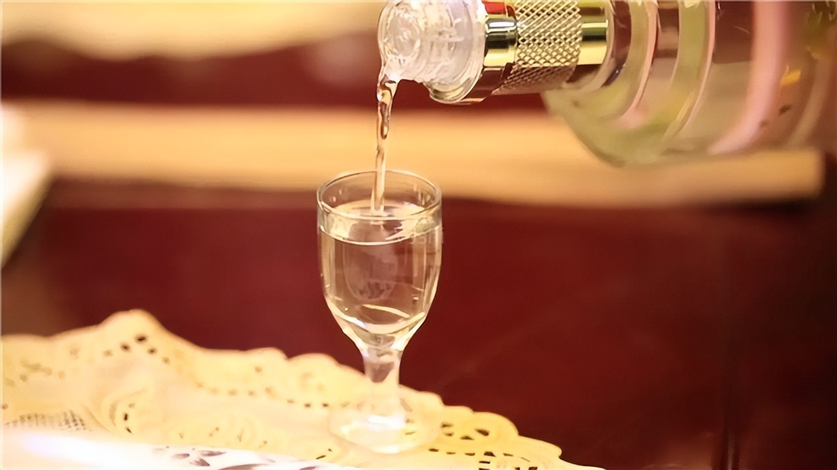 郎酒原浆贴牌,郎酒贴牌红瓶酒