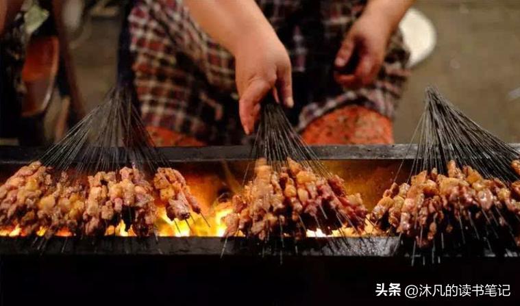 五一过后的淄博夜市,淄博适合晚上逛的夜市