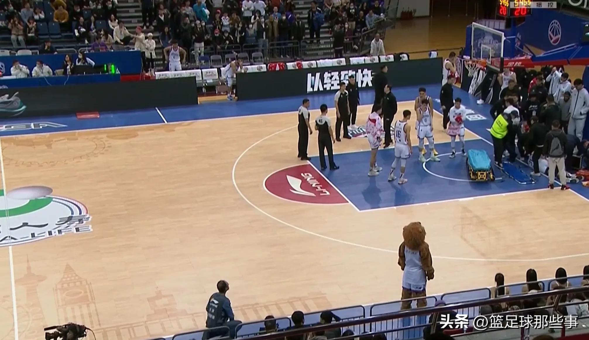 大卫詹姆斯暴扣,大卫詹姆斯扣篮