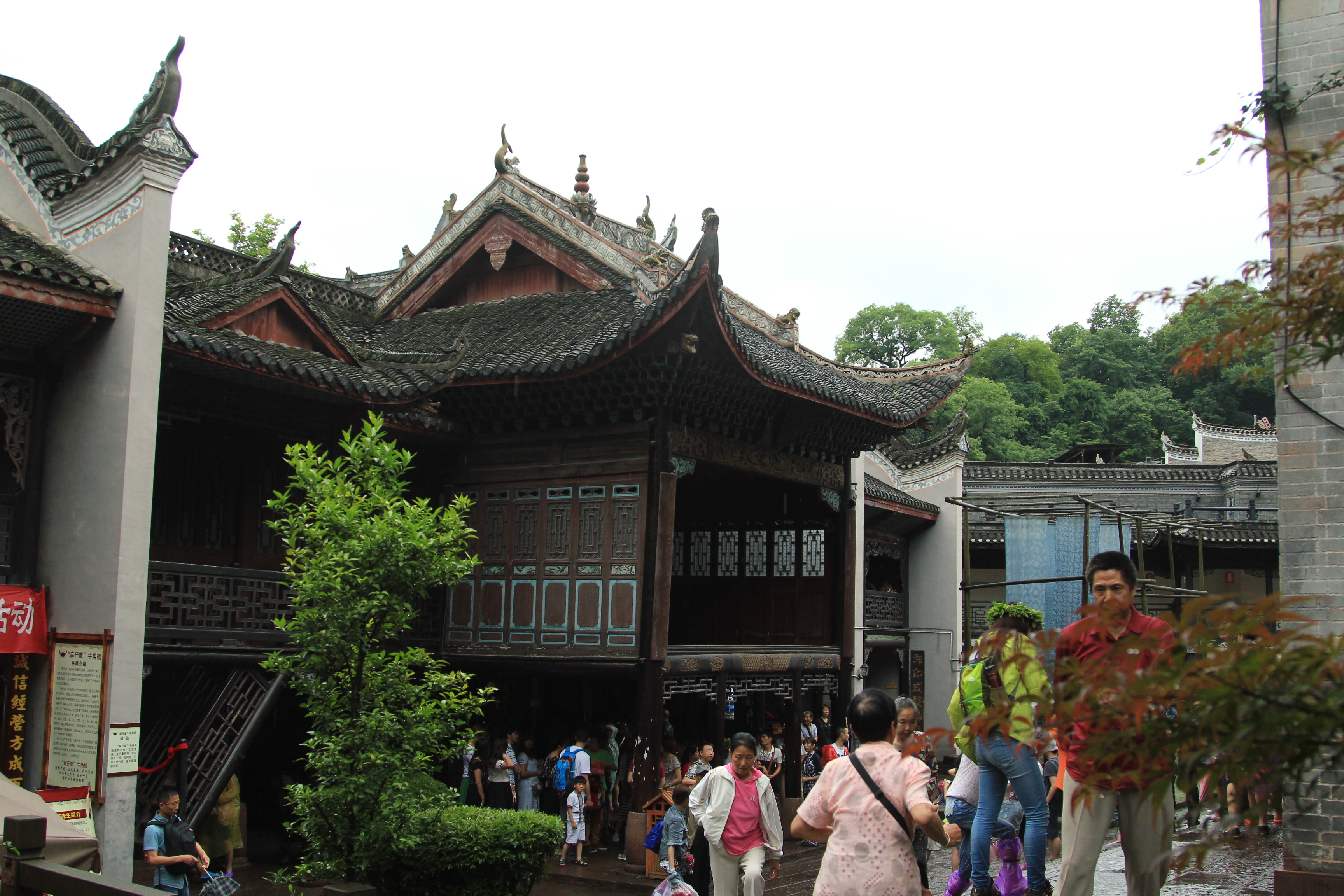 边城和凤凰古城哪个好玩,中国最美古城凤凰古城视频