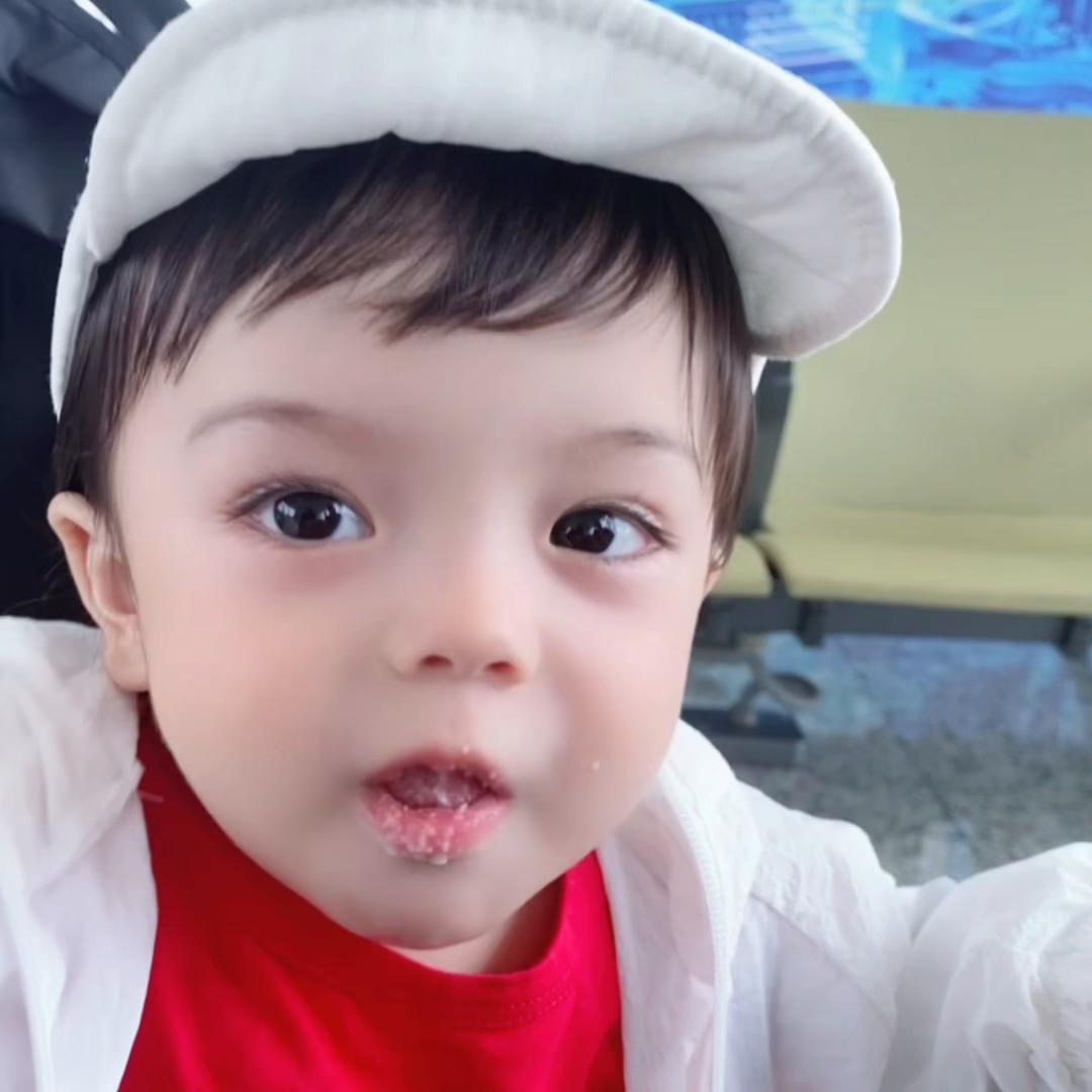 带婴儿坐飞机详细教程,母乳妈妈如何带婴儿坐飞机