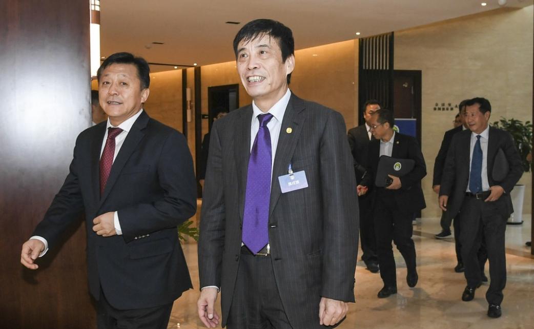 国足1:1澳大利亚颜骏凌失误,国足0:6威尔士颜骏凌近距离扑救