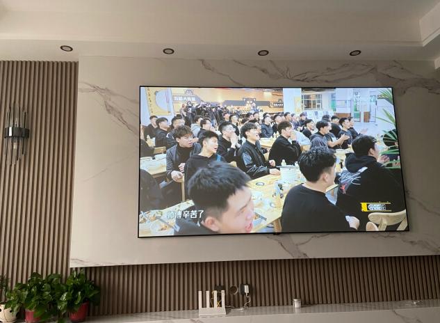 家用投影仪买极米好还是爱普生好,当贝极米和爱普生投影仪哪个好