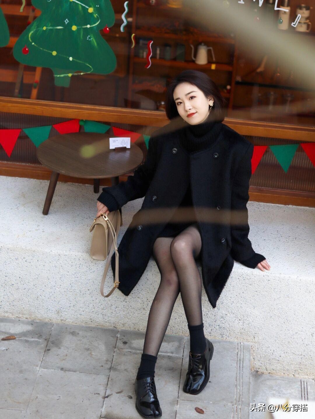 今年冬季流行穿这几款“大衣”，优雅保暖有气场，普通人也能驾驭