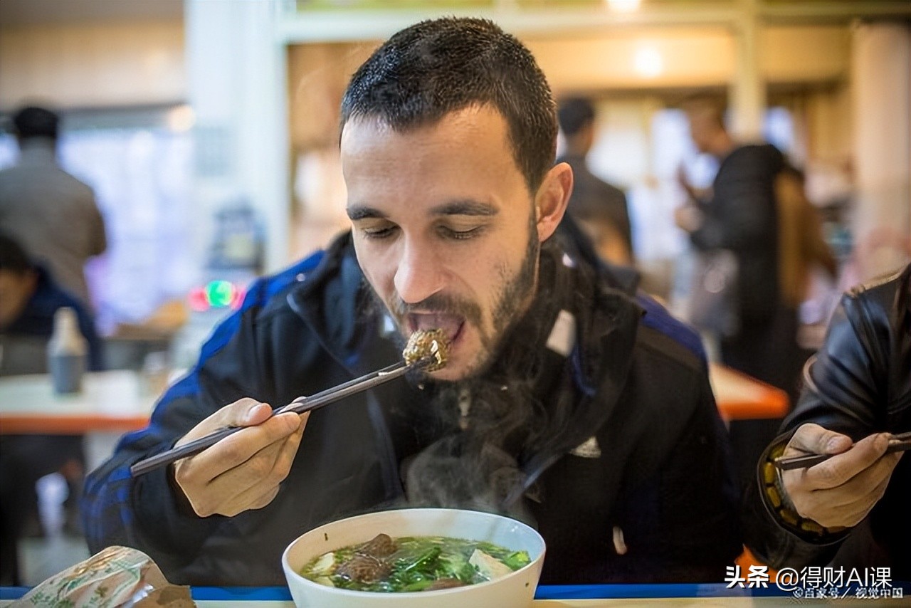外国网红为何现在那么多,在国外很火的中国网红有哪些