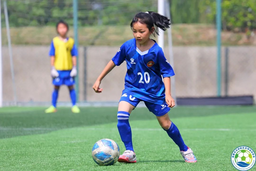 东湖路小学校园足球总决赛,喜报校园足球冠军