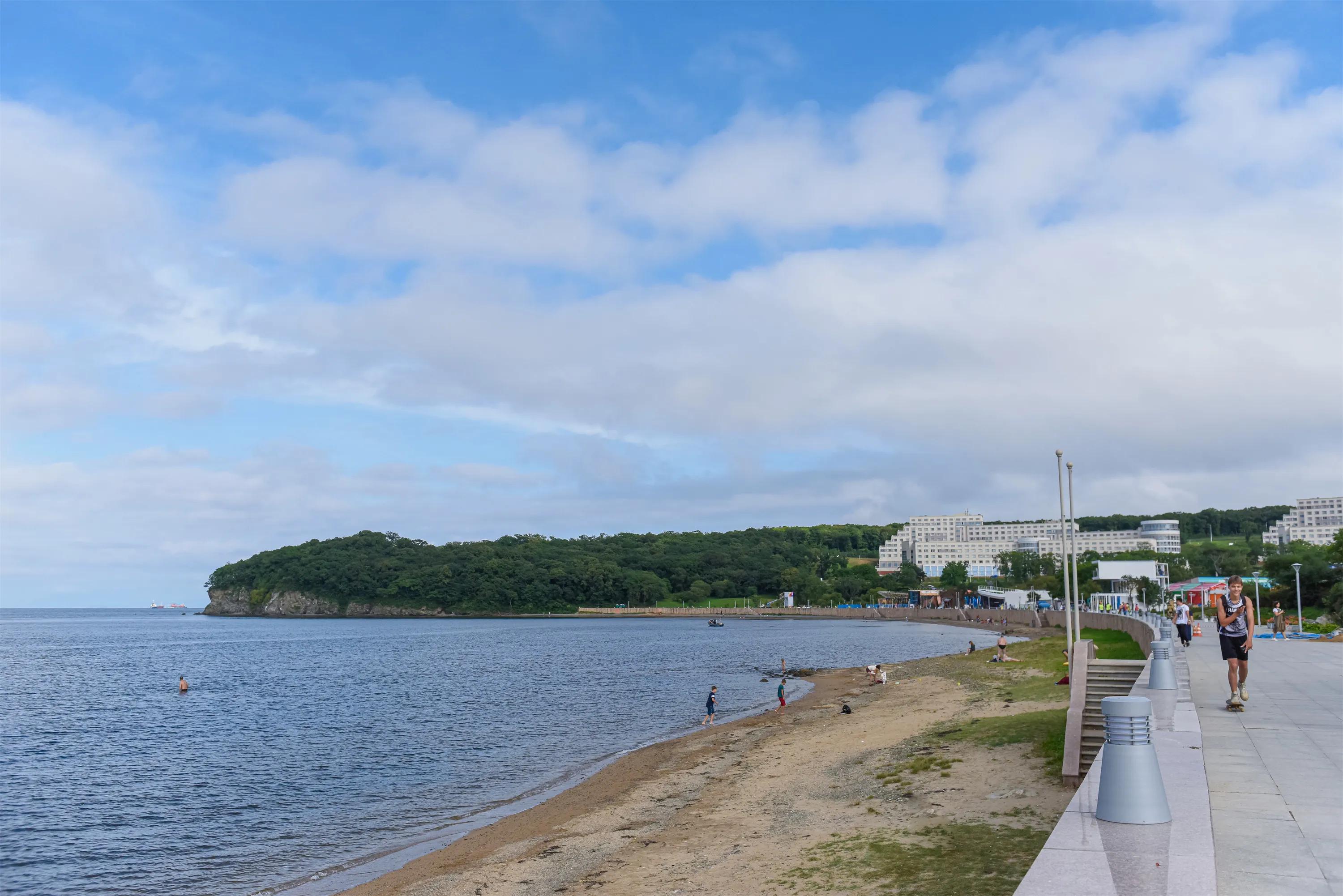 校园里有海？难怪普京最爱去这里！这才是别人家的大学吧！