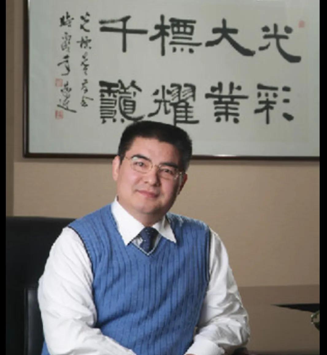 陈光标为什么高调做慈善,从万人敬仰到万人唾弃的六大首富