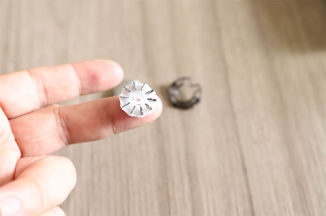 奔腾剃须刀pq3906,奔腾往复式剃须刀评测