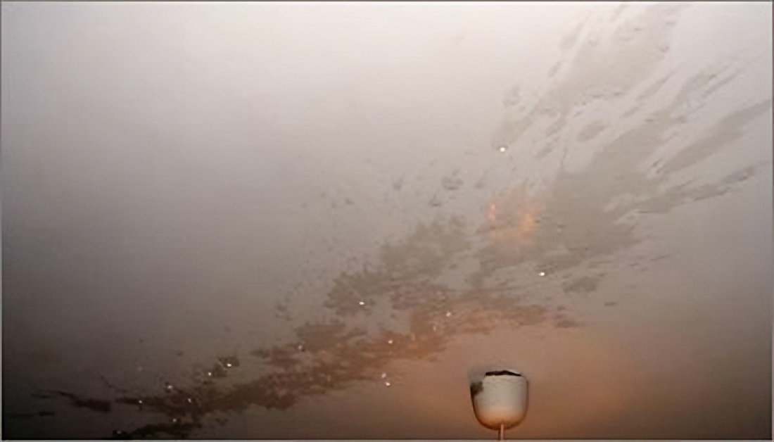 房顶漏水修补方法防水胶带,平房漏水整个房顶贴什么防水最好